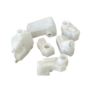 Produits moulés par soufflage conçus par le client OEM en HDPE et PP pour pulvérisateurs agricoles, arrosoirs et contenants chimiques de jardin - Product Image 4