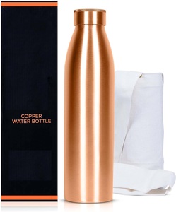 Caja negra y bolsa blanca Botella de agua de cobre con caja Accesorios para bebidas altamente notables disponibles con el mejor diseño para vender - Product Image 1