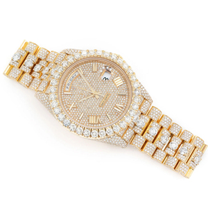 Montre en acier inoxydable sertie de moissanite de qualité supérieure, design de luxe pour homme, avec cadran en verre - Product Image 3