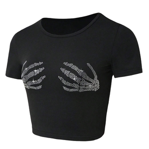 Vente en gros de crop top t-shirts style mixte pour femmes de marque personnalisée t-shirt court avec détails strass pour femmes à main squelette - Product Image 4