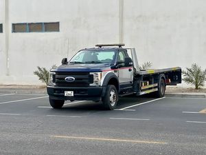Ford F-Series con Trasmissione Automatica, Motore Diesel Euro 6, 3 Assi, Potenza 400 - 499 CV - Product Image 5