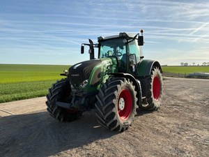 รถแทรกเตอร์ FENDT 924 VARIO พร้อมเกียร์ 120 แรงม้า - Product Image 6