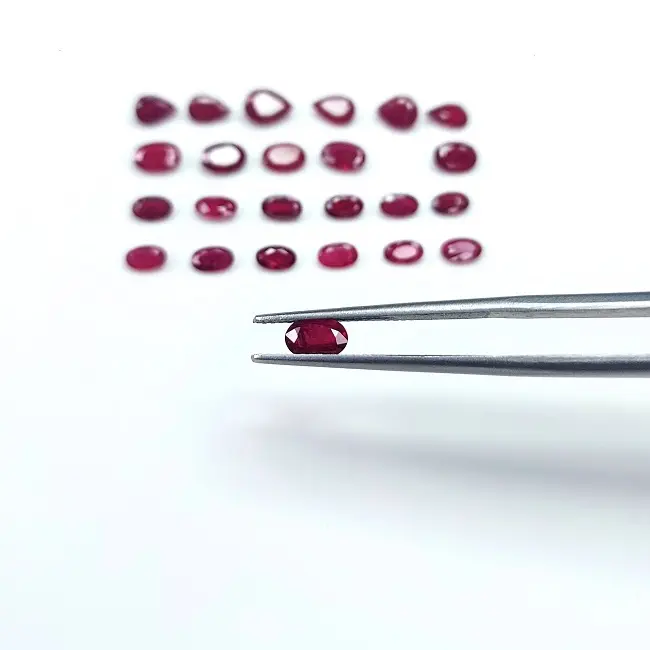 Batu permata ukuran 3x4 3x5 4x5 6x4mm panas Afrika rubi merah alami untuk perhiasan dengan harga termurah untuk pembeli grosir