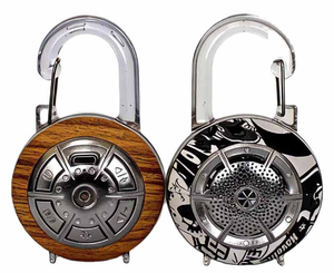 Nuevo Diseño Innovador de <span class=keywords><strong>Radio</strong></span> FM, Altavoz Portátil con Forma de Llavero, Mini Altavoz Portátil con Gancho, Artículo de Regalo con Linterna - Product Image 1