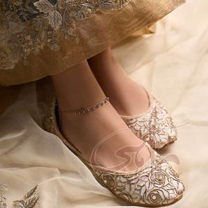 Meilleure qualité, Khussa léger, nouveau design, broderie dorée, semelle extérieure en cuir véritable antidérapante, prix de gros bon marché - Product Image 3