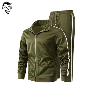 Conjunto de chándal de hombre de poliéster personalizado 100% Jogger de dos piezas de lana lisa con logotipo para las estaciones de invierno - Product Image 3
