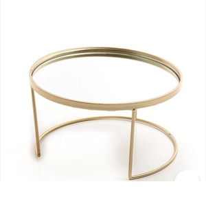 Support de gâteau en métal fait à la main Table de table et porte-gâteau de mariage avec un design unique - Product Image 6