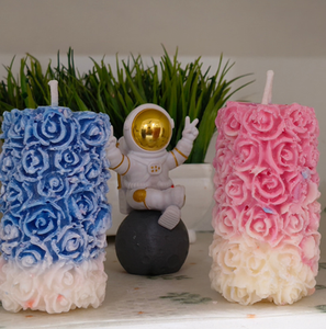 เทียนแกะสลักรูปกุหลาบแบบแฮนด์เมดสีแดงสีขาวสีฟ้าสีชมพูเสาขี้ผึ้งโรแมนติกลายดอกไม้นูนขี้ผึ้งถั่วเหลืองตกแต่งของขวัญวาเลนไทน์บ้าน - Product Image 1