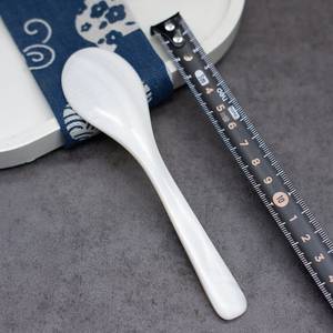 Cuillère à café et à thé sophistiquée en acier inoxydable pour mariages et fêtes pour la mise en table et le service - Product Image 5