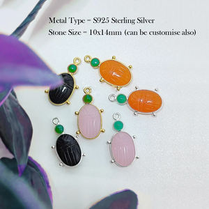 Vente en gros de pendentifs religieux en argent sterling 925 avec lunette en diamant sculptée en coccinelle breloque unique faite à la main collections de bijoux unisexes - Product Image 2