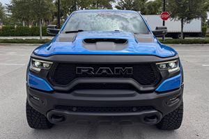 RAM 1500 TRX 2024, 702 ch, V8 suralimenté, 4 roues motrices, bleu hydro, très bien équipé - Product Image 2