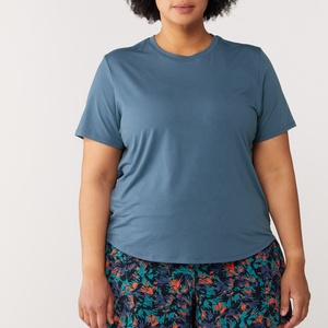 Chemise de camping personnalisée pour femmes, écologique, anti-rétrécissement, séchage rapide, protection UPF, confortable, respirante, manches longues, randonnée - Product Image 1