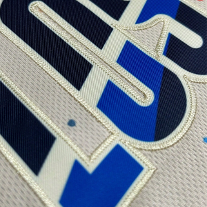 เสื้อเบสบอลผ้าโพลีเอสเตอร์ 100% ระบายอากาศได้ดี ทนทาน ดีไซน์กระดุมเต็มตัว บรรจุภัณฑ์สั่งทำพิเศษ  ใช้งานได้ยาวนาน - Product Image 5