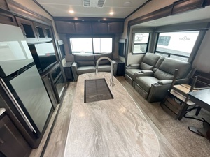 Grand Design Reflection 280RS d'occasion 2022 - Product Image 5