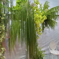 Vente en gros de fougère de Boston artificielle, faux arbustes verts, plantes apportant de l'herbe pour salon, bureau, balcon, décoration suspendue