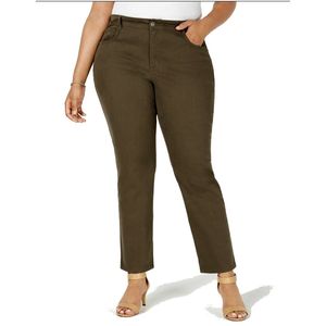 Style & Co Jeans de pierna ajustada con control de abdomen para mujer, talla grande, color verde oliva, talla 16W - Product Image 1