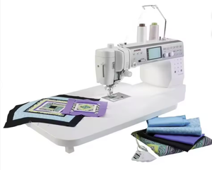Machine à coudre et à quilter Janomee Memory Craft 6700P - Product Image 1