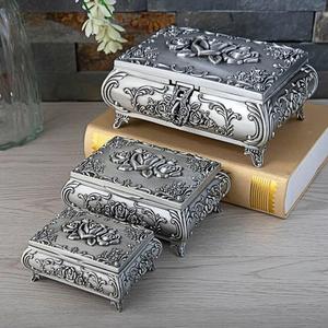 Hermosa caja de baratija hecha a mano Eleve su colección con nuestras elegantes cajas de joyería Cajas de joyería de metal para mantenimiento elegante - Product Image 6