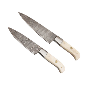 Couteau de chef en acier VG-10 Damas fait à la main au Pakistan, tranchant et durable, avec manche en bois, options personnalisables allant au lave-vaisselle - Product Image 5