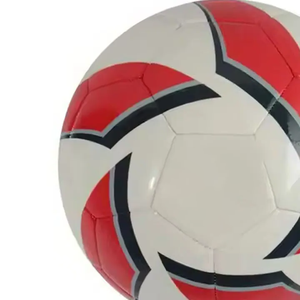 Ballon de football en PU hautement personnalisable, très résistant, cousu à la machine, pour l'entraînement, fabrication sur mesure, fabriqué au Pakistan - Product Image 4