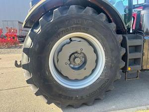 Tracteur agricole lourd Massey Ferguson 8740 S – Agriculture à grande échelle - Product Image 4