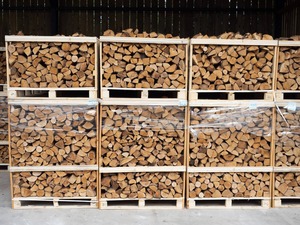 High-quality Grade a Dry <b>Oak</b> Firewood Bundles 650 Jumbo Kiln Dried <b>Oak</b> Firewood Box - Product Image 3