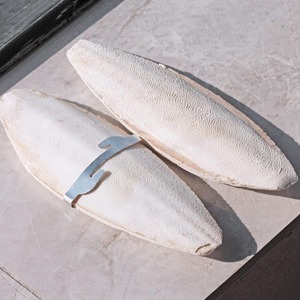 Vente en gros au prix le moins cher os de seiche de haute qualité os de seiche pour la nourriture des oiseaux du Vietnam - Product Image 1