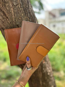 กระเป๋าคลัทช์หนังแท้สำหรับผู้หญิง, กระเป๋าหนังแท้พิมพ์ลายสัตว์มีสไตล์หลากสี - Product Image 4