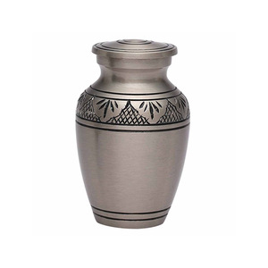 Trendy Luxury Cremation Urn Metal Mini <b>Keepsake</b> Urn Top Quality Adult Human <b>Ashes</b> Urns Use <b>for</b> Animal <b>Ashes</b> - Product Image 4