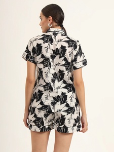 Conjunto de Pijama de Algodón Voile Pintado a Mano con Estampado Floral para Mujer, Transpirable, Suave, Cuello en V, Botones, Manga Corta, Casual, Cómodo y Romántico - Product Image 6