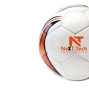 Tech Industries Ballon d'entraînement de football Matériau PU à des fins d'entraînement avec un design personnalisé et un logo personnalisé - Product Image 3