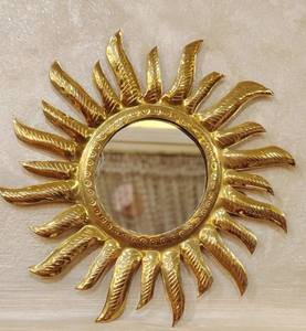 Miroir en cuivre fait main en forme de soleil : Décoration murale bohème - Product Image 4