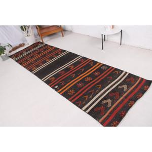 พรมคิลิมตุรกี ขนาด 3.3x10.8 ฟุต สีดำแดงลายดอกไม้ พรมขนสัตว์วินเทจ - Product Image 1