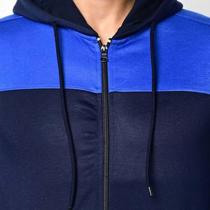 เสื้อฮู้ดผู้ชายแบบกำหนดเองสีทึบมีฮู้ดสำหรับผู้ชายเสื้อมีฮู้ดแบบลำลองไม่มีการกำหนดซิป - Product Image 4