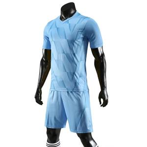 Kit de football professionnel Ensemble de maillots et shorts de football personnalisés avec tissu respirant et fabrication de vêtements de l'équipe OEM - Product Image 4