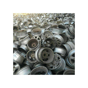 Ruedas de aluminio usadas chatarra procesada y lista para reutilizar en la fabricación de metal - Product Image 4