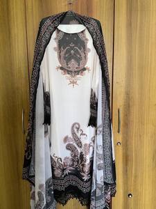 TRAJE FANCY CON ESTAMPADO TRABAJO Y PANTALÓN COSTADO CON DUPATTA - Product Image 4