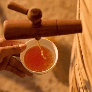 SAUCE DE POISSON DE QUALITÉ SUPÉRIEURE NATURELLE FERMENTÉE EN VRAC VENTE EN GROS PRODUIT D'EXPORTATION HOT DEAL TOP VENTES MEILLEURE OFFRE - Product Image 1