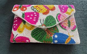 LES FEMMES PORTENT DES SACS DE BRODERIE UNIQUES MEILLEURS Style Bohème Broderie Travail Main Embrayage Sacs Sacs Fancy Design Doublure Vente en gros - Product Image 5