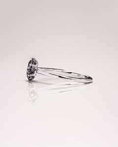 Fournisseur indien Élégante bague de fiançailles en moissanite Alternative éthique aux bagues en diamant traditionnelles disponibles au meilleur prix - Product Image 4