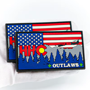 Parches de PVC tácticos personalizados con gancho y lazo, logotipo de goma 2D/3D duradero en formas de flores del alfabeto del corazón para accesorios de ropa - Product Image 6