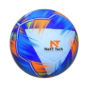 Ballon d'entraînement de football de nouveau style à des fins d'entraînement avec un design personnalisé et un logo personnalisé par Next Tech Industries - Product Image 1