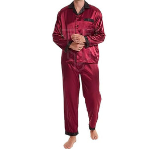 Ensemble de couchage en soie tricotée de haute qualité pour hommes à manches longues respirant et fabriqué au Pakistan à vendre - Product Image 2