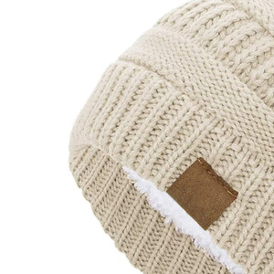 Bonnets en tricot de couleur unie de qualité supérieure, unisexe, impression de logo personnalisée, impression numérique disponible, toutes les couleurs et tailles, style streetwear courant - Product Image 6