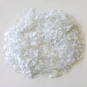 Flocons de PET recyclé de qualité supérieure, provenant de bouteilles, 100% transparents, lavés à chaud, à bas prix, en provenance de France - Product Image 2