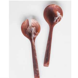 Ensemble de service à salade en bois fait main avec poignées vibrantes en marbre écologique pour les tables à manger élégantes Cuisines modernes et cadeaux - Product Image 2