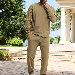 Survêtements décontractés pour hommes en tissu doux respirant et léger, prix bas, fabriqués au Pakistan - Product Image 4