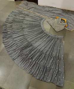 Vêtements de mariage Net Ladies Party Wear Lehenga Choli Prix le plus bas marché Surat Gujaart vêtement ethnique - Product Image 5