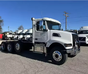 Camión Usado de Alto Rendimiento 2021 Volvo VHD84B300 con Cabina y Chasis - Eje Delantero de 455HP, Automático, Listo para Envío Mundial - Product Image 6