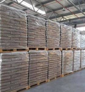 Briquettes de bois Euro Pallet 15kg, qualité supérieure, durables, 6mm, motifs bâtonnets, en poudre de pin, chêne et bois dur, pour système de chauffage, France, 100% frêne - Product Image 3
